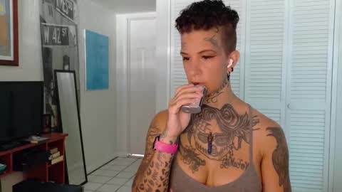 Snapshot of tattooed_natalia chatting on March 15, 2026, 12:44 pm Natalia 3 online show from March 15, 2026, 12:44 pm
