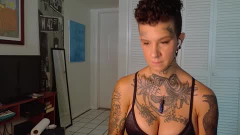 Snapshot of tattooed_natalia chatting on March 18, 2026, 2:09 pm Natalia 3 online show from March 18, 2026, 2:09 pm