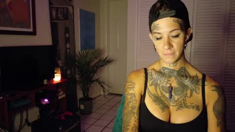 Snapshot of tattooed_natalia chatting on May 3, 2026, 8:42 am Natalia 3 online show from May 3, 2026, 8:42 am