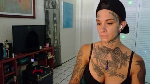 Snapshot of tattooed_natalia chatting on May 8, 2026, 11:48 am Natalia 3 online show from May 8, 2026, 11:48 am