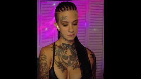 Snapshot of tattooed_natalia chatting on May 30, 2026, 2:19 am Natalia 3 online show from May 30, 2026, 2:19 am