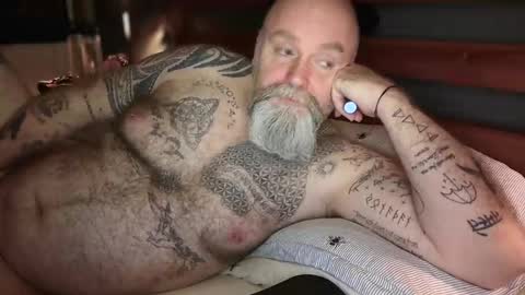 Tattooeddilf 01 online show from October 19, 2025, 11:05 pm