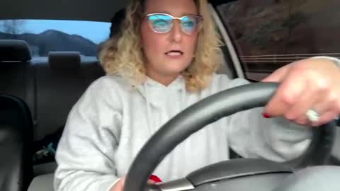 Snapshot of tattooeddirtyteacher chatting on February 12, 2025, 5:37 pm Lisa Lovely online show from February 12, 2025, 5:37 pm