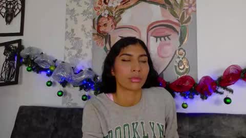 Snapshot of taty_miller chatting on December 16, 2025, 6:57 pm Taty Miller online show from December 16, 2025, 6:57 pm