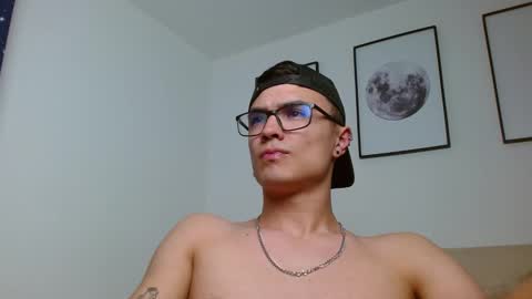 Snapshot of taurus4k chatting on December 20, 2024, 6:40 am taurus4k online show from December 20, 2024, 6:40 am