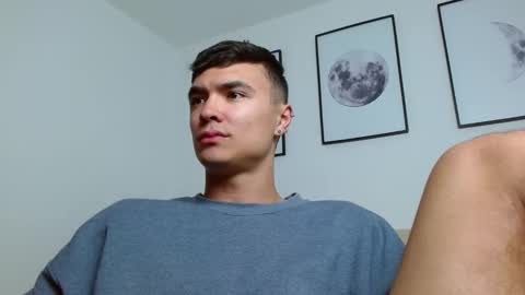 Snapshot of taurus4k chatting on January 7, 2025, 1:17 am taurus4k online show from January 7, 2025, 1:17 am