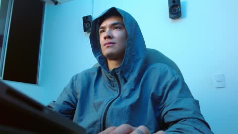 Snapshot of taurus4k chatting on February 12, 2025, 2:24 am taurus4k online show from February 12, 2025, 2:24 am