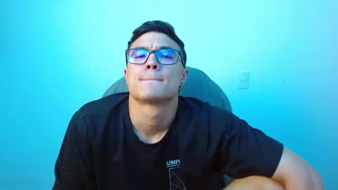 Snapshot of taurus4k chatting on February 13, 2025, 12:24 am taurus4k online show from February 13, 2025, 12:24 am