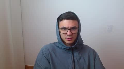 Snapshot of taurus4k chatting on March 1, 2025, 3:21 am taurus4k online show from March 1, 2025, 3:21 am