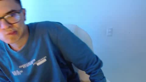 Snapshot of taurus4k chatting on November 9, 2025, 9:46 pm taurus4k online show from November 9, 2025, 9:46 pm