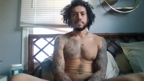 Snapshot of taurusbaeforever chatting on November 14, 2025, 1:10 pm taurusbaeforever online show from November 14, 2025, 1:10 pm