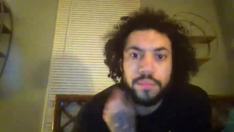 Snapshot of taurusbaeforever chatting on January 18, 2026, 2:59 am taurusbaeforever online show from January 18, 2026, 2:59 am