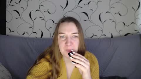 Diana online show from December 2, 2025, 7:14 am