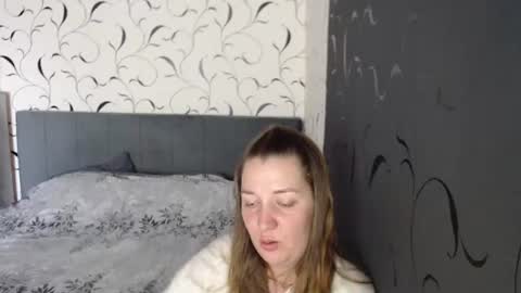 Snapshot of taxxxu chatting on July 8, 2026, 11:15 am Diana online show from July 8, 2026, 11:15 am