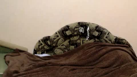 Snapshot of tayagirl chatting on November 17, 2025, 5:41 pm Taya online show from November 17, 2025, 5:41 pm