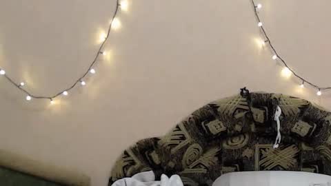 Taya online show from April 21, 2026, 7:28 pm