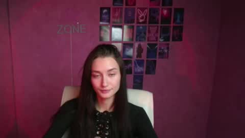 Snapshot of tayavibe chatting on November 6, 2025, 6:36 am Taya online show from November 6, 2025, 6:36 am