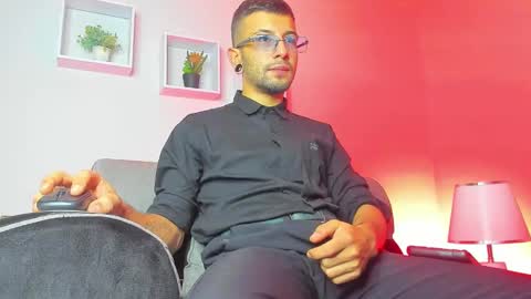 Snapshot of tayer_bennet chatting on September 20, 2025, 3:40 am tayer_bennet online show from September 20, 2025, 3:40 am