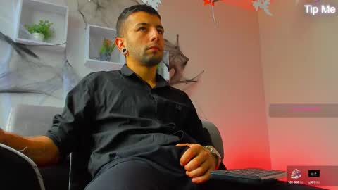 Snapshot of tayer_bennet chatting on October 14, 2025, 8:09 pm tayer_bennet online show from October 14, 2025, 8:09 pm