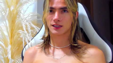 Snapshot of tayler_swift1 chatting on October 10, 2025, 8:13 am tayler_swift1 online show from October 10, 2025, 8:13 am