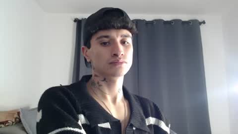 Snapshot of taylor_024 chatting on July 7, 2026, 10:52 am independent model online show from July 7, 2026, 10:52 am