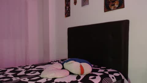 Taylor online show from February 28, 2025, 11:23 pm