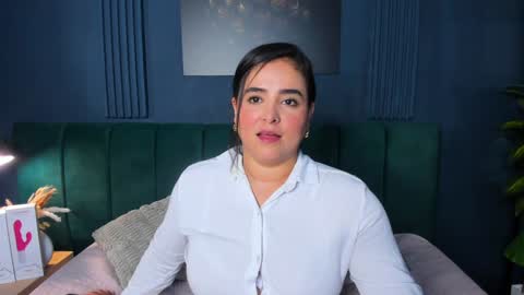 Taylor Bennet online show from February 1, 2025, 3:07 pm