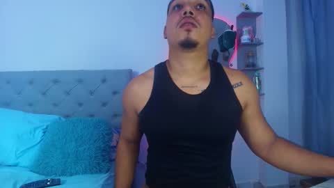 taylor_collins_2 online show from October 2, 2025, 5:25 am