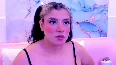 taylor_cupper_ online show from October 23, 2025, 4:01 am