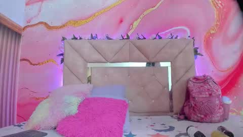 Oriana online show from November 6, 2025, 11:00 am