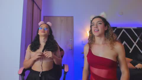 Taylor Sanz online show from June 4, 2026, 11:33 pm