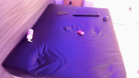 Taylor  online show from January 20, 2025, 3:39 pm