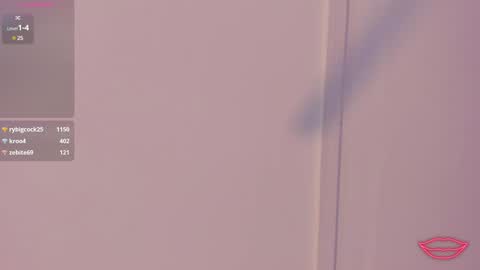 Taylor  online show from February 7, 2025, 6:34 pm