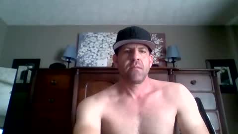 taylors2822 online show from March 11, 2026, 5:52 pm
