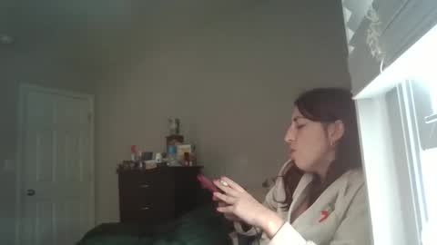 taylorslay online show from February 17, 2026, 7:53 pm