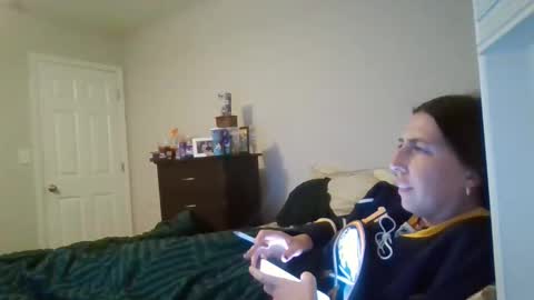 taylorslay online show from May 19, 2026, 1:56 am