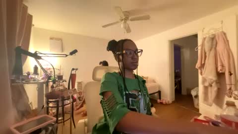 Snapshot of taylorsosweets chatting on August 6, 2026, 1:51 am Taylor online show from August 6, 2026, 1:51 am