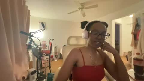 Snapshot of taylorsosweets chatting on August 9, 2026, 2:02 am Taylor online show from August 9, 2026, 2:02 am