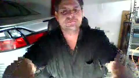 taylorthik4u online show from April 6, 2026, 8:04 am