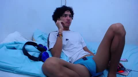 Tayron online show from January 7, 2025, 2:51 pm