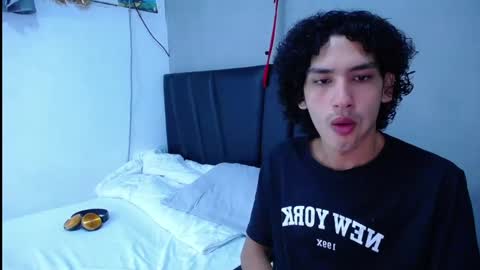 Tayron online show from September 21, 2025, 5:25 pm