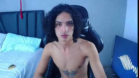 Tayron online show from April 5, 2026, 8:17 pm