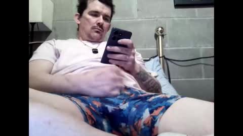 Snapshot of tbaxter95187 chatting on March 3, 2026, 9:53 pm tbaxter95187 online show from March 3, 2026, 9:53 pm