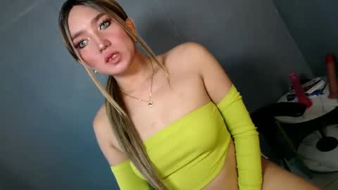 Snapshot of te_amo28 chatting on January 28, 2025, 10:45 pm ellaine online show from January 28, 2025, 10:45 pm
