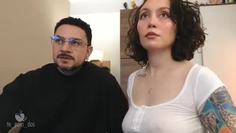 Snapshot of te_para_dos chatting on September 19, 2025, 4:51 pm Leo and Luna online show from September 19, 2025, 4:51 pm