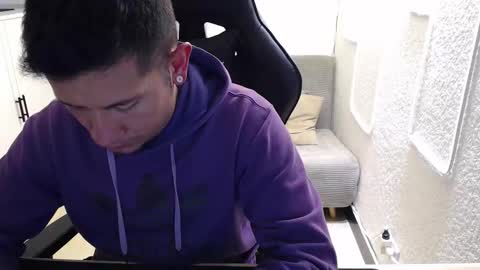 DYNAMITE DUO69 online show from March 13, 2026, 12:01 pm