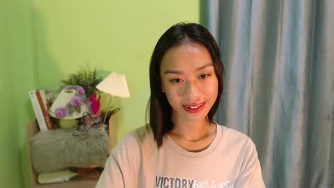 Snapshot of teamo_kiara chatting on December 10, 2024, 4:24 am your future wife online show from December 10, 2024, 4:24 am