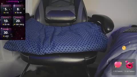 Snapshot of teaser4 chatting on January 18, 2025, 6:13 am teaser4 online show from January 18, 2025, 6:13 am