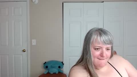 teases online show from March 11, 2026, 4:02 pm