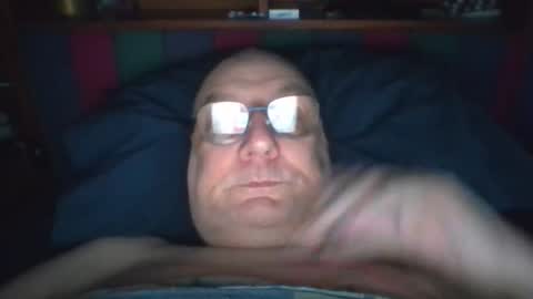 Snapshot of tebb61 chatting on October 4, 2025, 7:50 am Mark online show from October 4, 2025, 7:50 am